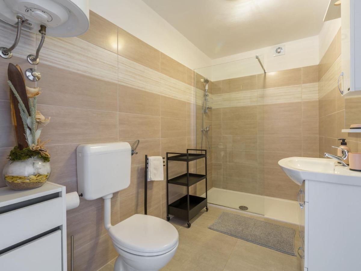 Holiday Home Villa Lucky By Interhome Brtonigla Ngoại thất bức ảnh